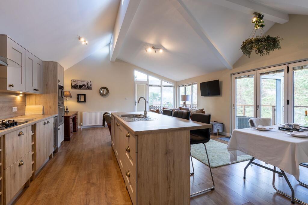 Le Petit Maison, River Tilt Park, Bridge Of Tilt, Blair Atholl PH18 5TE photo 2