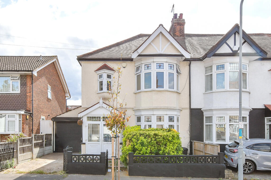 House in Ilford - View 2