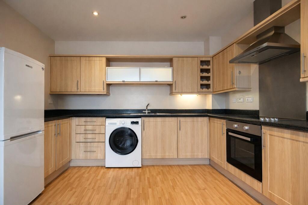 Apartment in Bristol, Kingswood - View 5