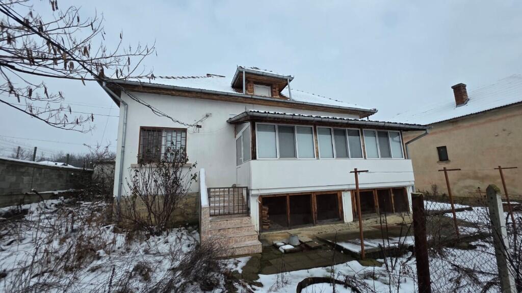 Main image of property: Byala Slatina, Vratsa