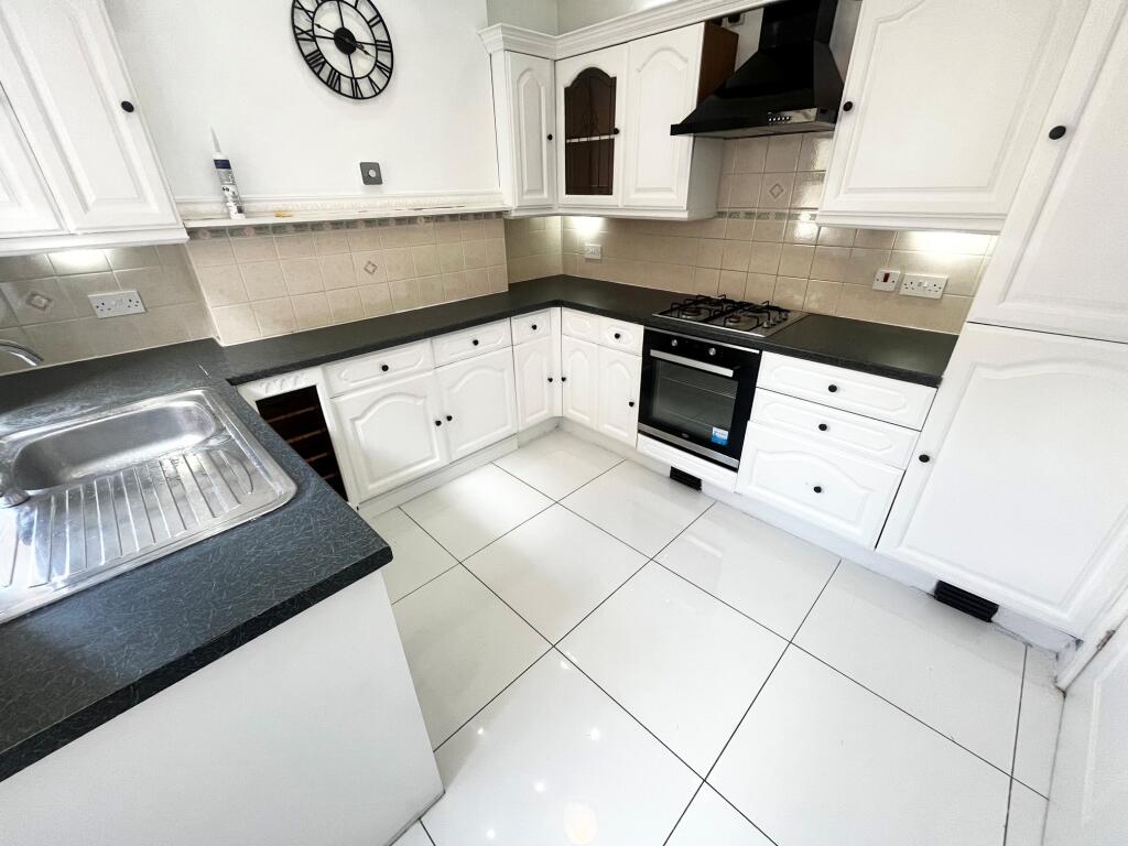 House in Poole - View 4