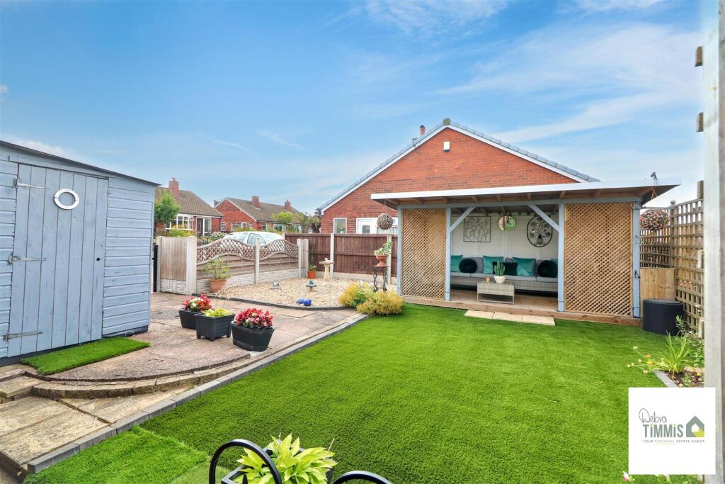 Trentfield Road, Baddeley Green, Stoke-On-Trent photo 4