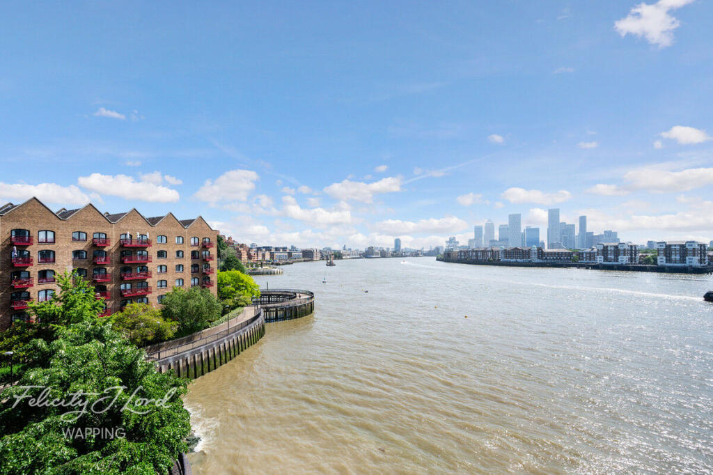 Trafalgar Court, Wapping Wall, London E1W - View 5
