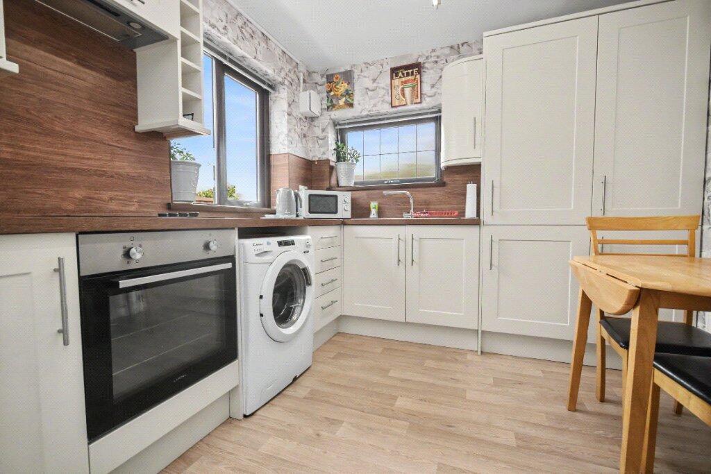House in Wakefield - View 4