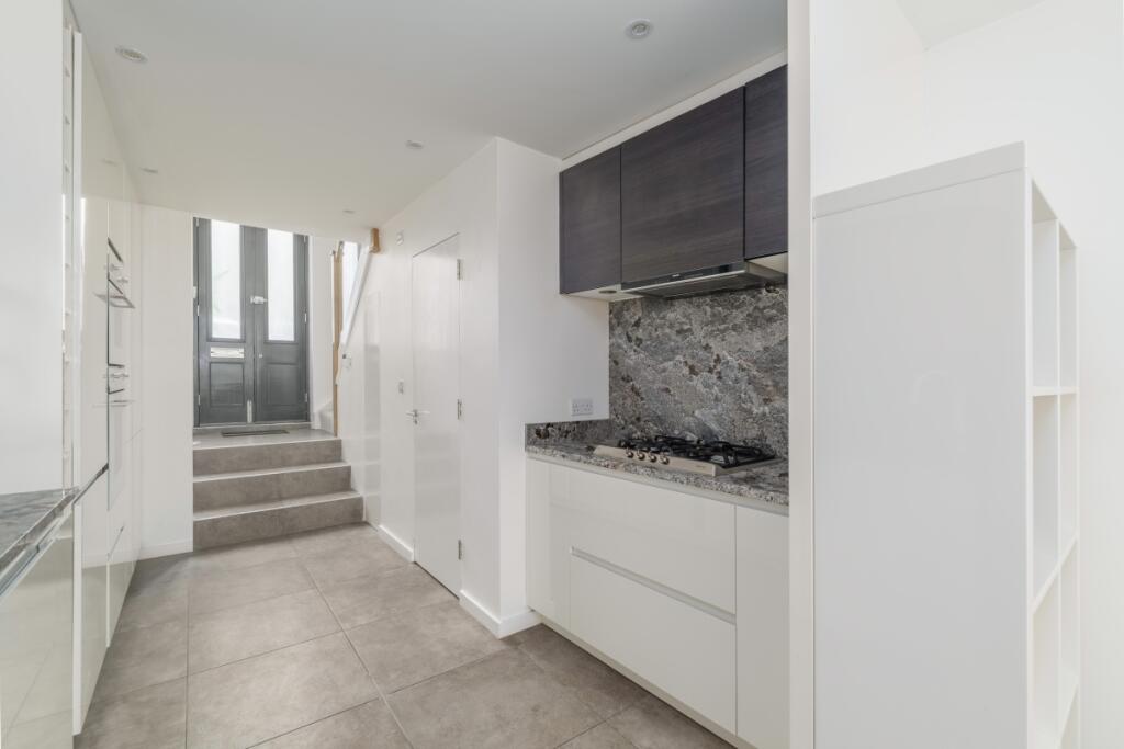 2 bedroom terraced house for rent