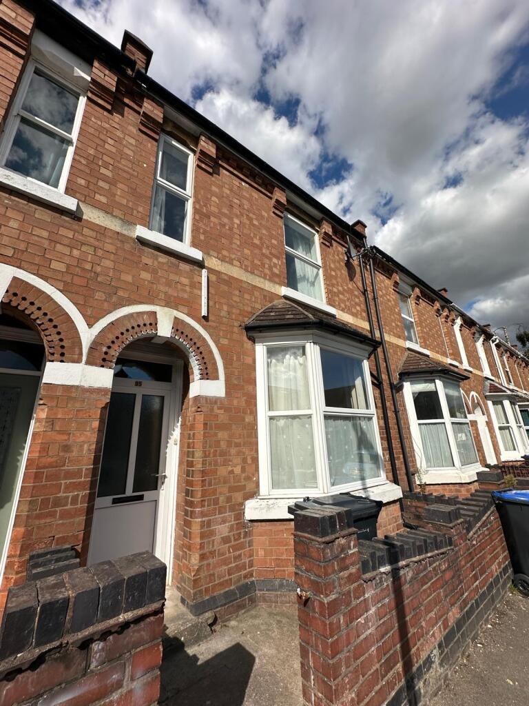 95 Shrubland Street, CV31 2AR