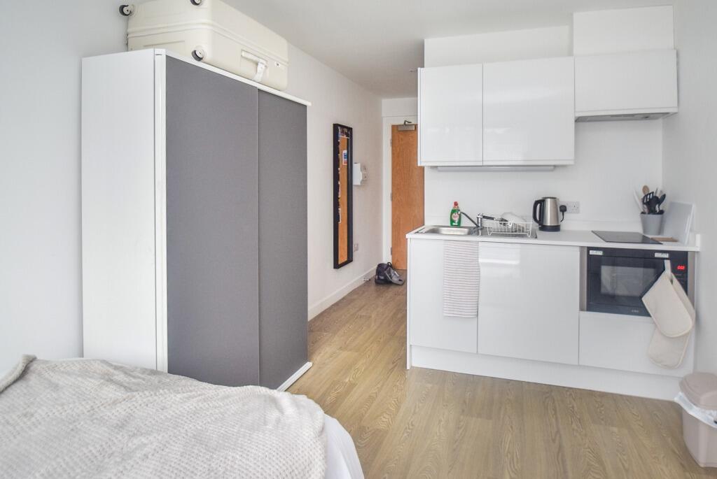 Main image of property: London Road, Newcastle-Under-Lyme, ST5