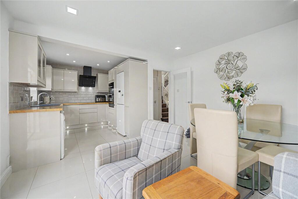 Main image of property: Coryton Drive, Whitchurch, Cardiff, South Glamorgan, CF14