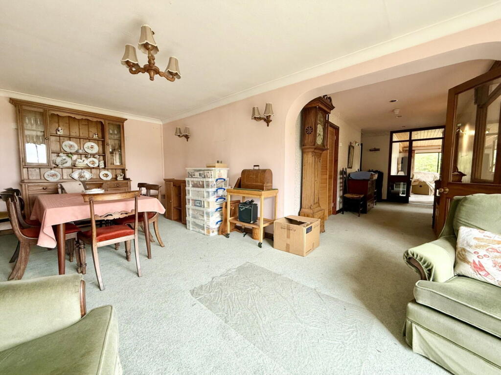 House in Gloucester - View 4