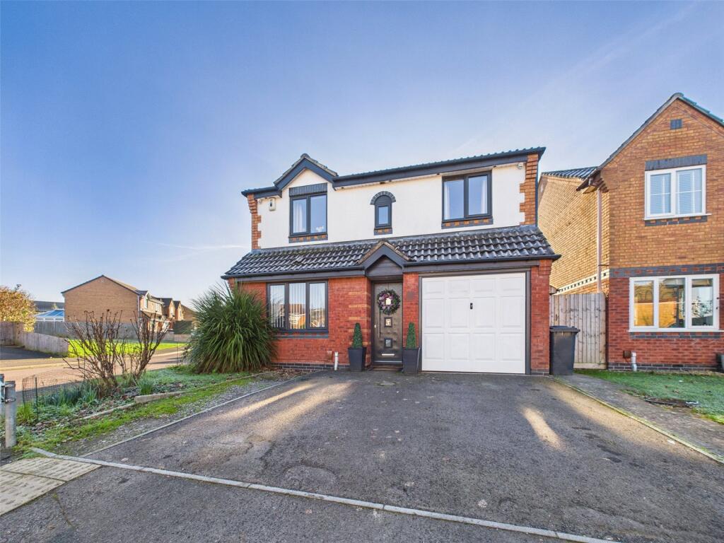 Main image of property: Magnolia Walk, Quedgeley, Gloucester, Gloucestershire, GL2