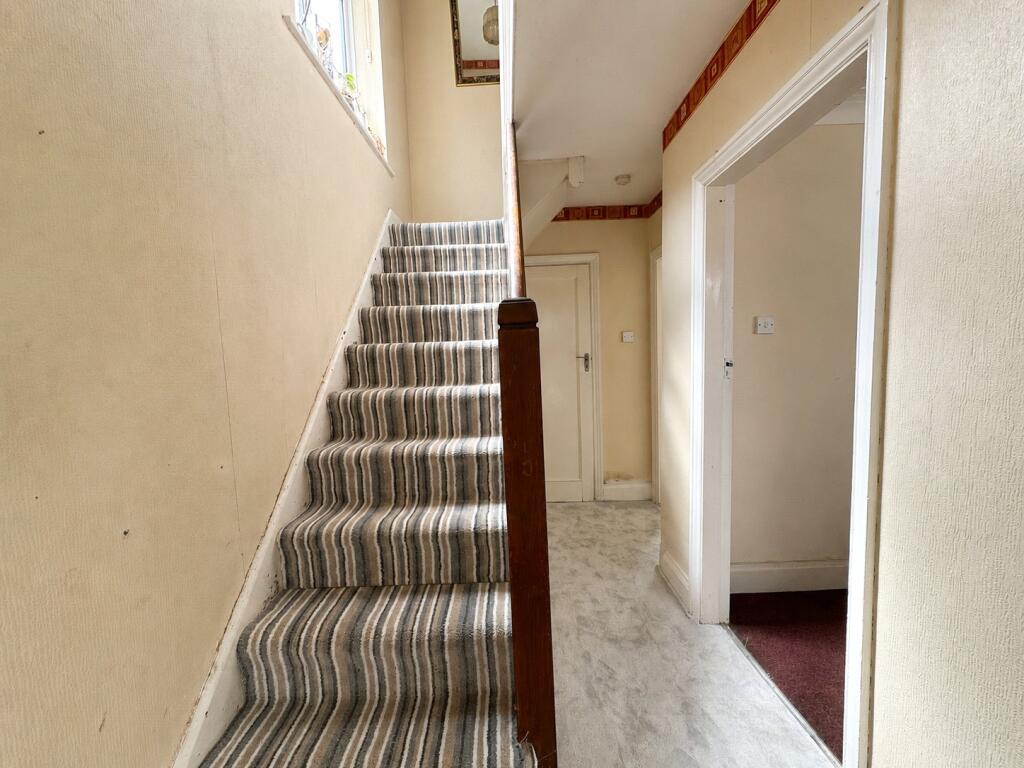 House in London - View 3
