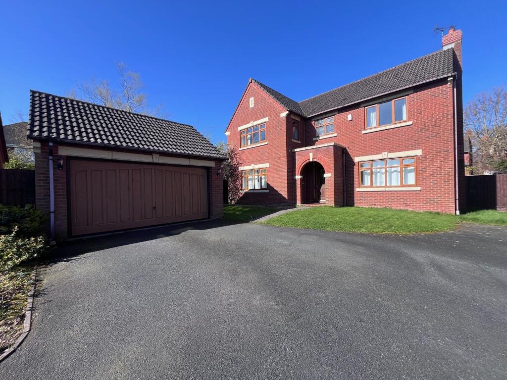 Main image of property: Brockhurst Lane, Dickens Heath, Solihull, West Midlands, B90