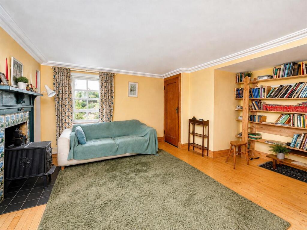House in Dundee - View 4