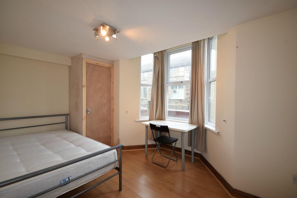 House in Cardiff - View 3