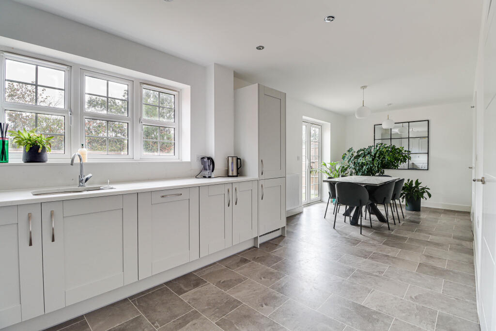 House in St Albans, Smug Oak, St Stephen - View 3