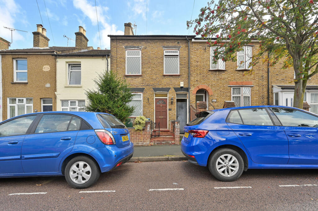 3-bed terraced on Sotheron Road, Watford, WD17, £450,000