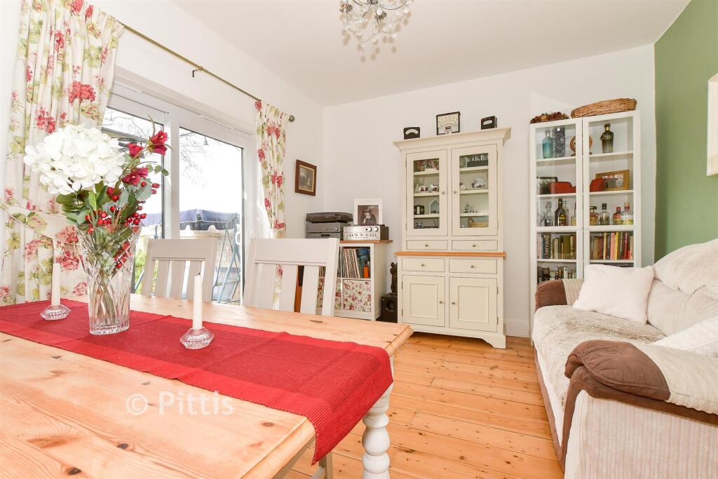 House in Portsmouth - More