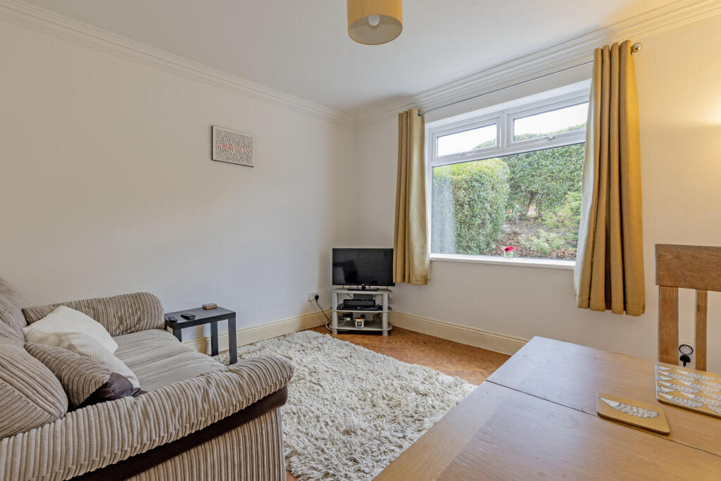 House in Sheffield, Handsworth - View 3