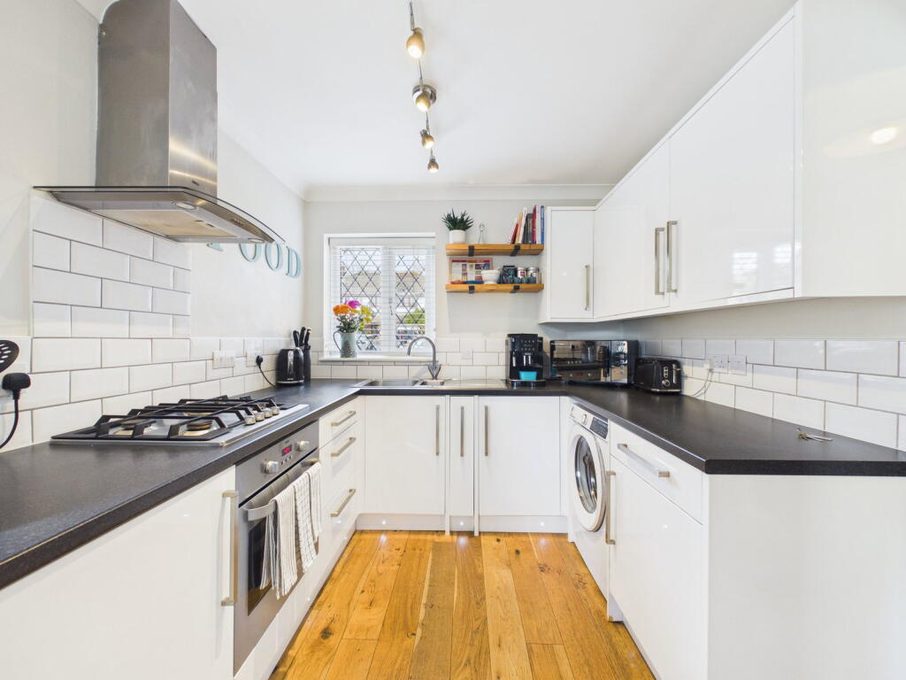 Apsley Way, Worthing, BN13 - View 3