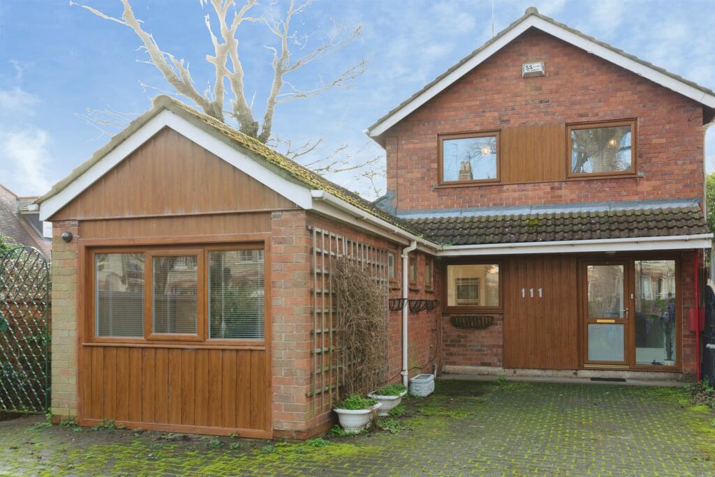 Main image of property: Park Avenue, Hull