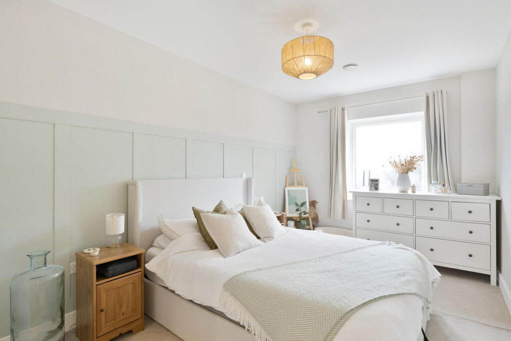 Apartment in Twickenham - More