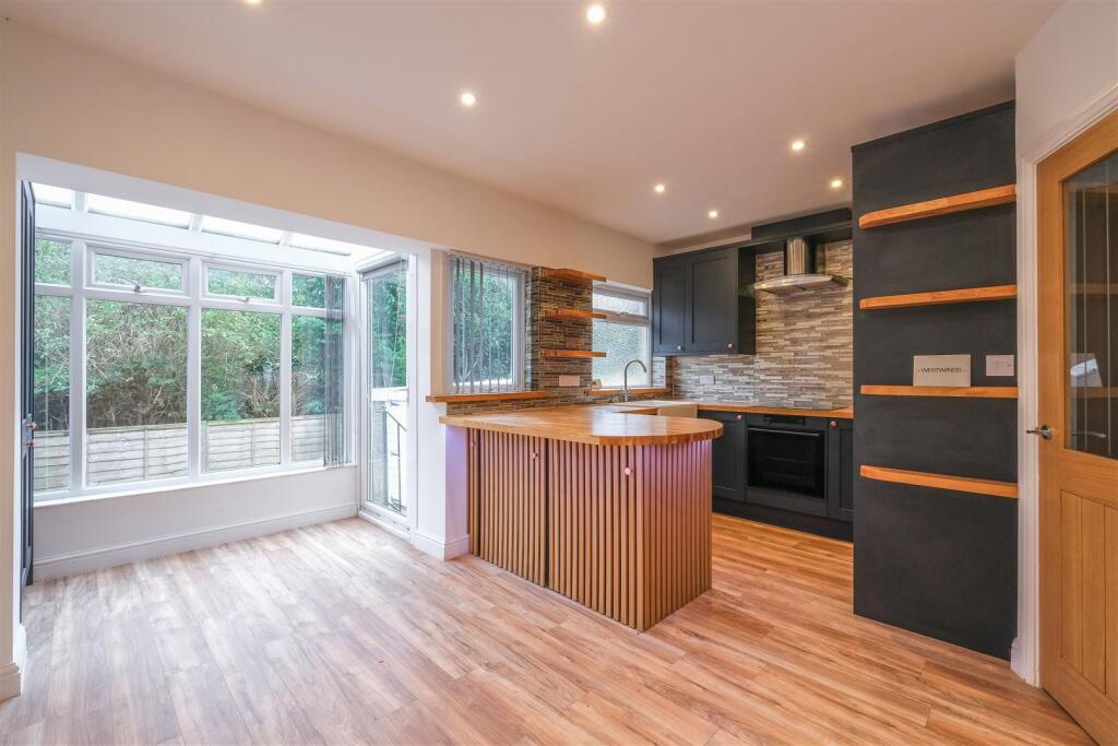 House in Calderdale, Harper Bower - View 2