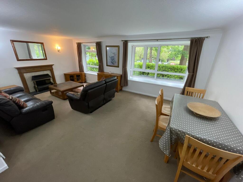 Apartment in Solihull, West Midlands - View 4