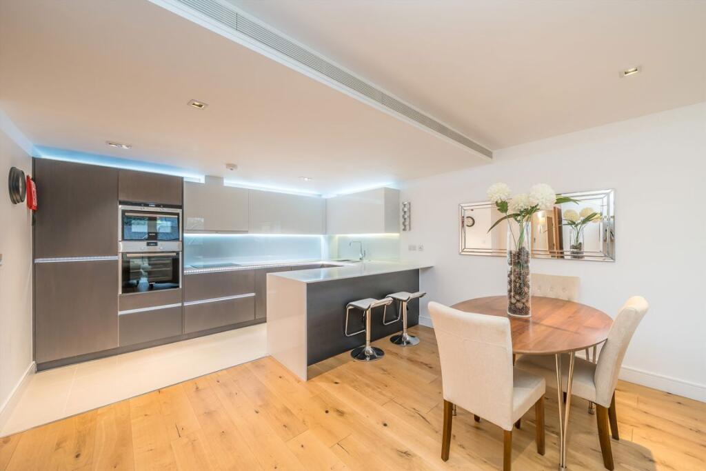Apartment in Twickenham - View 4