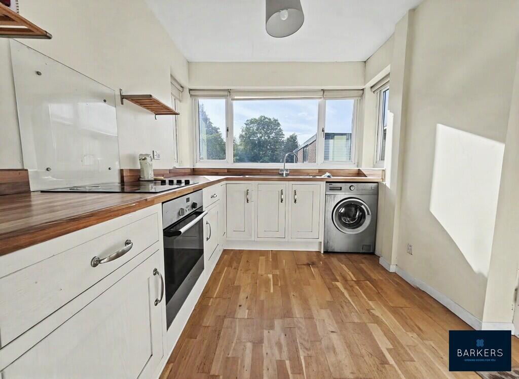 House in Bradford - View 4