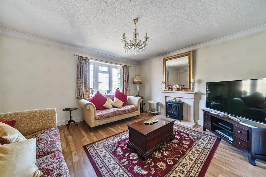 Rook Tree Lane, Stotfold, SG5 photo 4