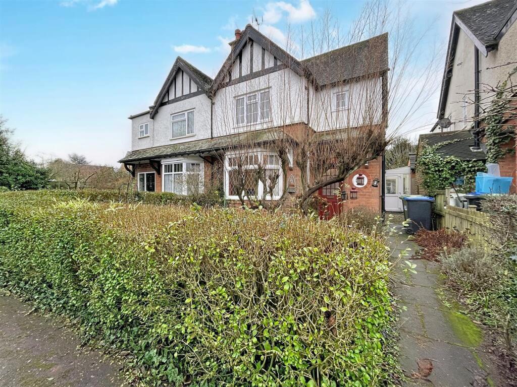 Main image of property: Avenue Road, Kenilworth