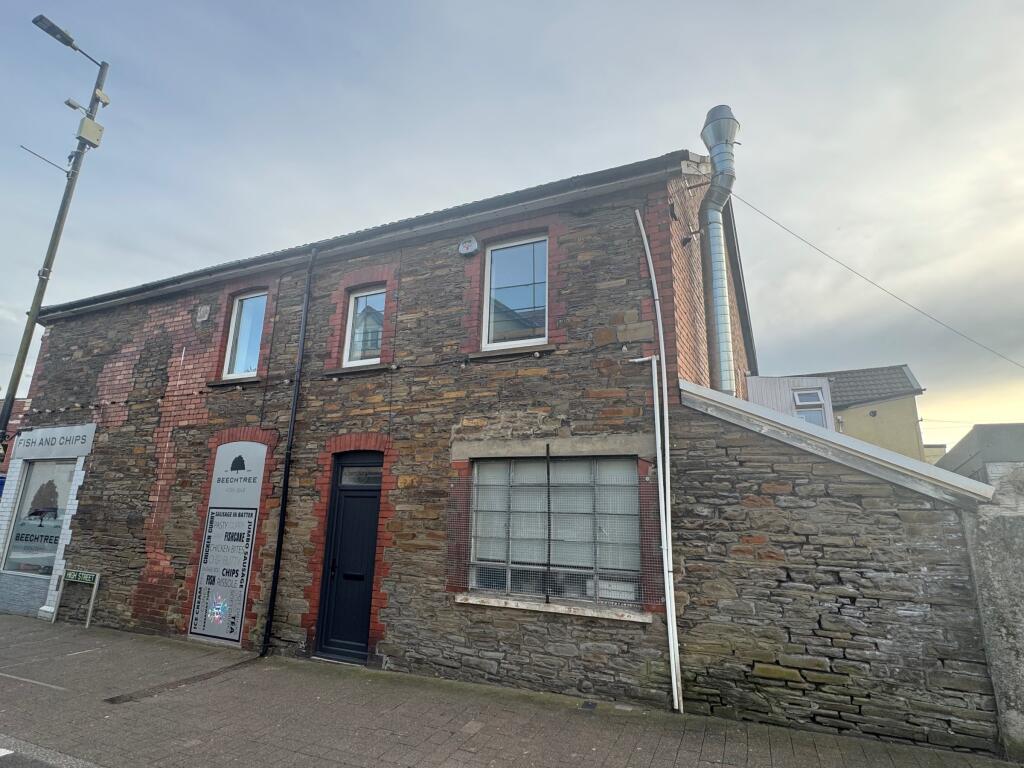 Main image of property: 39A Bedwlwyn Road, Ystrad Mynach, Hengoed