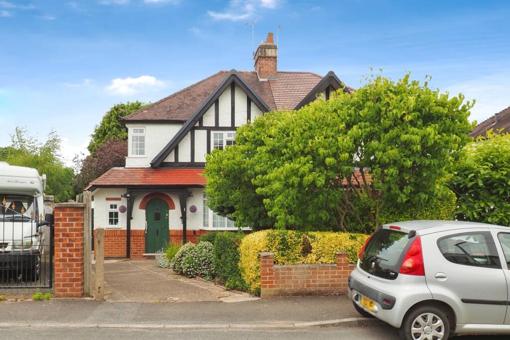 Main image of property: Brookland Drive, Beeston, Nottingham, Nottinghamshire, NG9