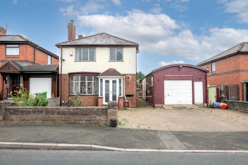 Main image of property: 25 Wiley Avenue, Wednesbury, West Midlands, WS10 8QD