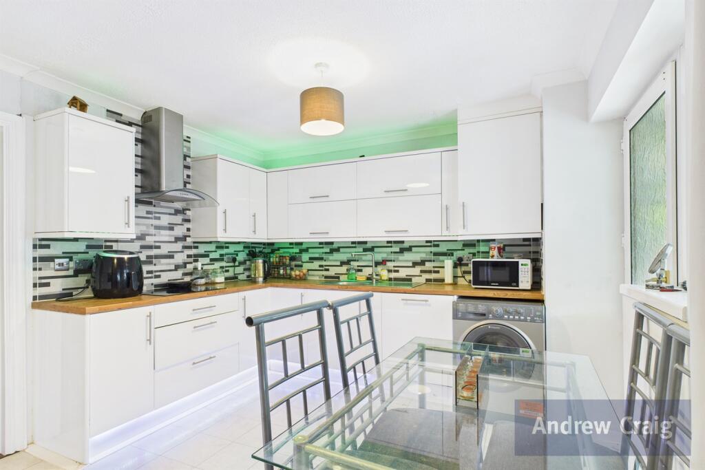 House in Newcastle upon Tyne - More