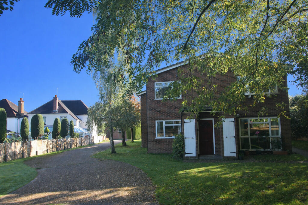 Main image of property: The Crescent, Maidenhead