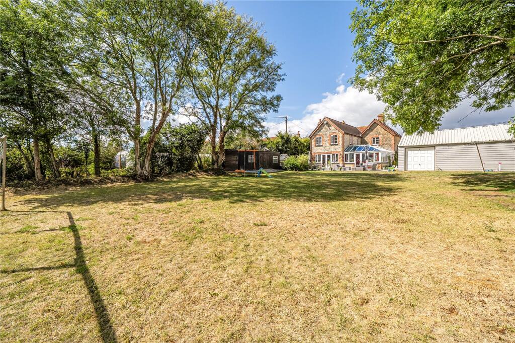 House in Dorchester - View 5