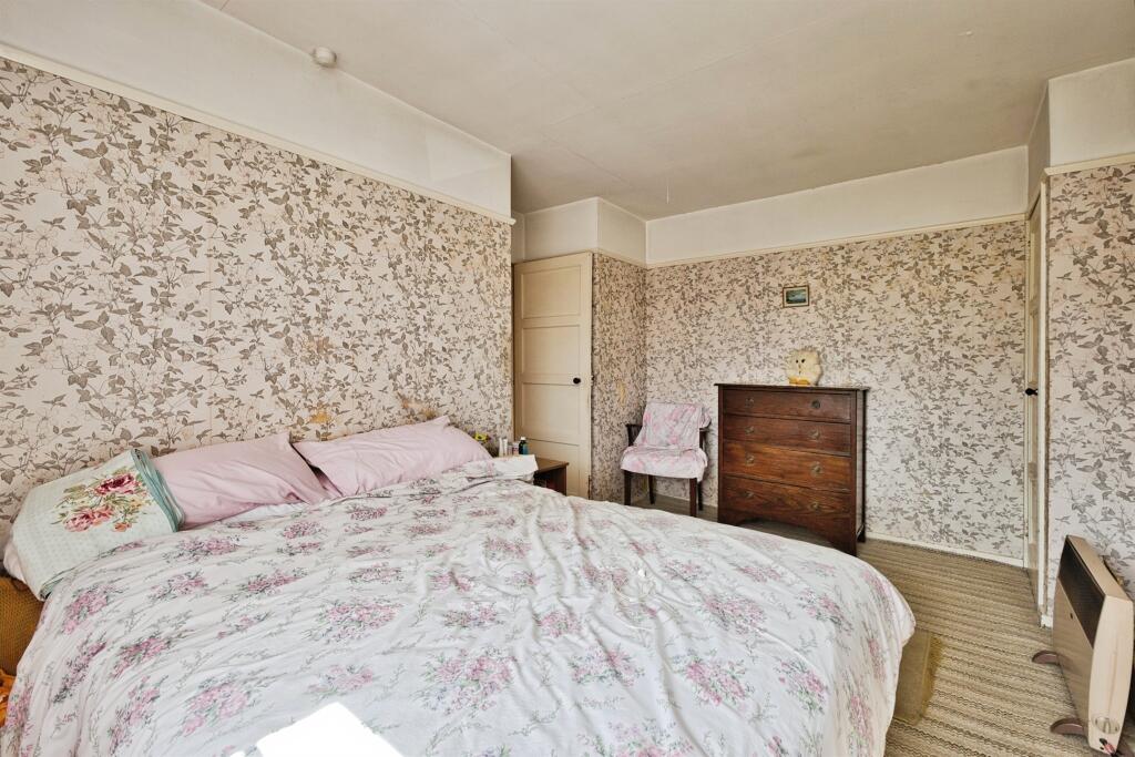Wingate Avenue, Yeovil photo 4