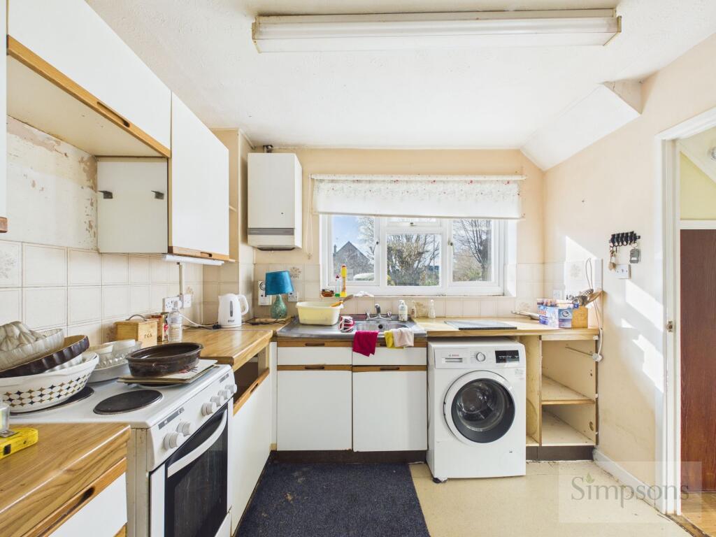 Eton Close, Witney, OX28 photo 4