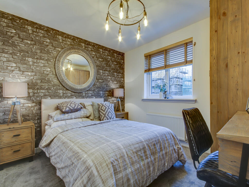 House in Gartcosh, North Lanarkshire - More