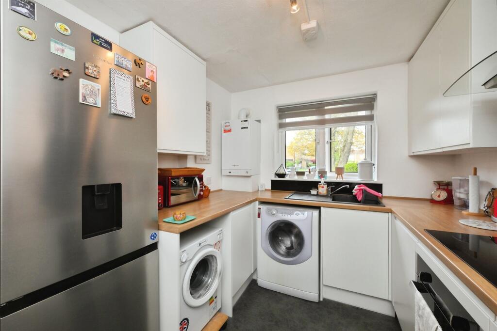 Additional image 7 of Grove Meadow, Welwyn Garden City