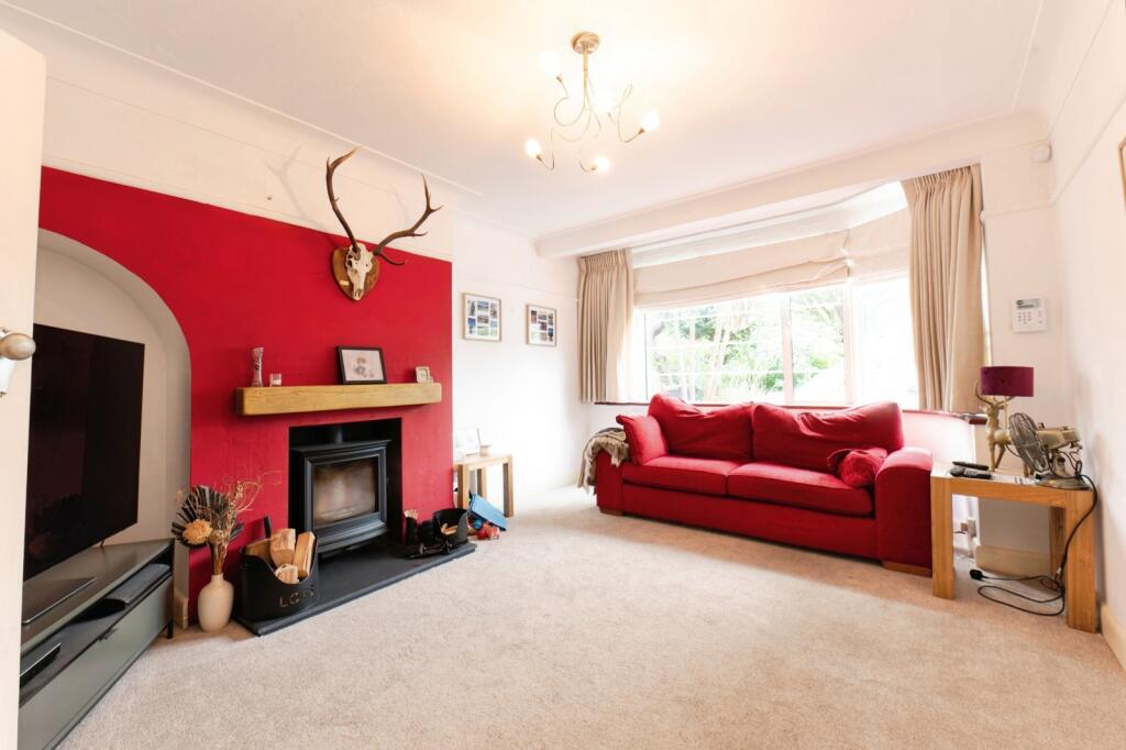 The Woodlands, Esher, Surrey, KT10 photo 4
