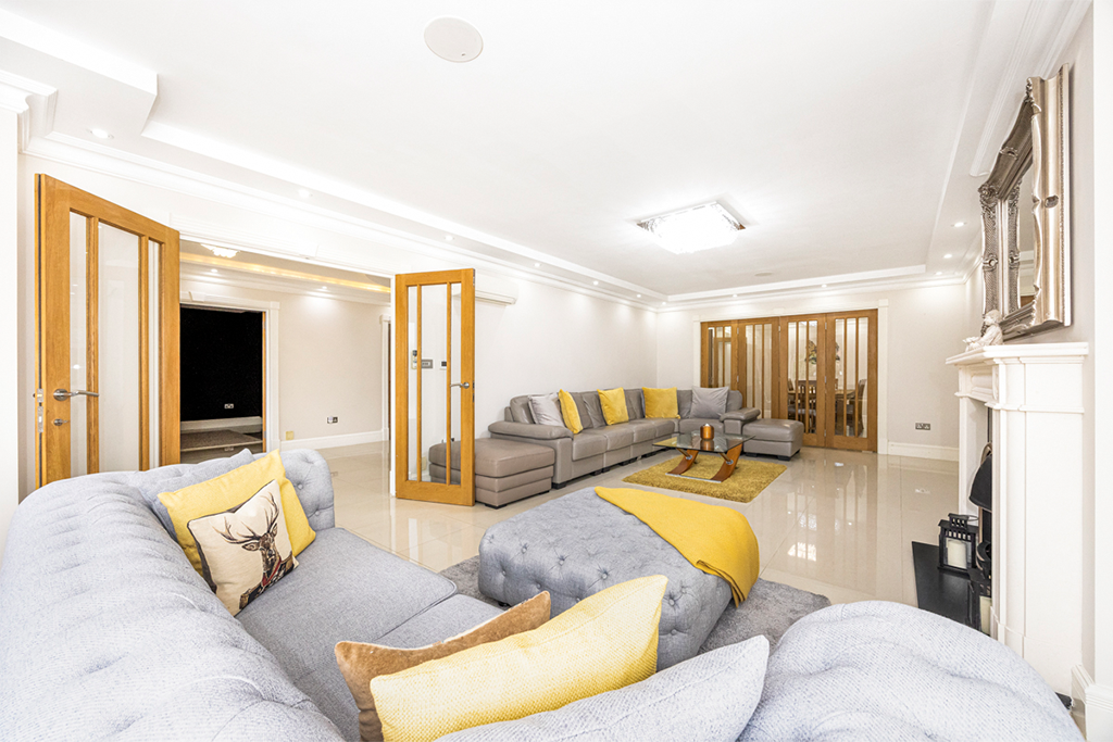 Main image of property: Tomswood Road, Chigwell, Essex