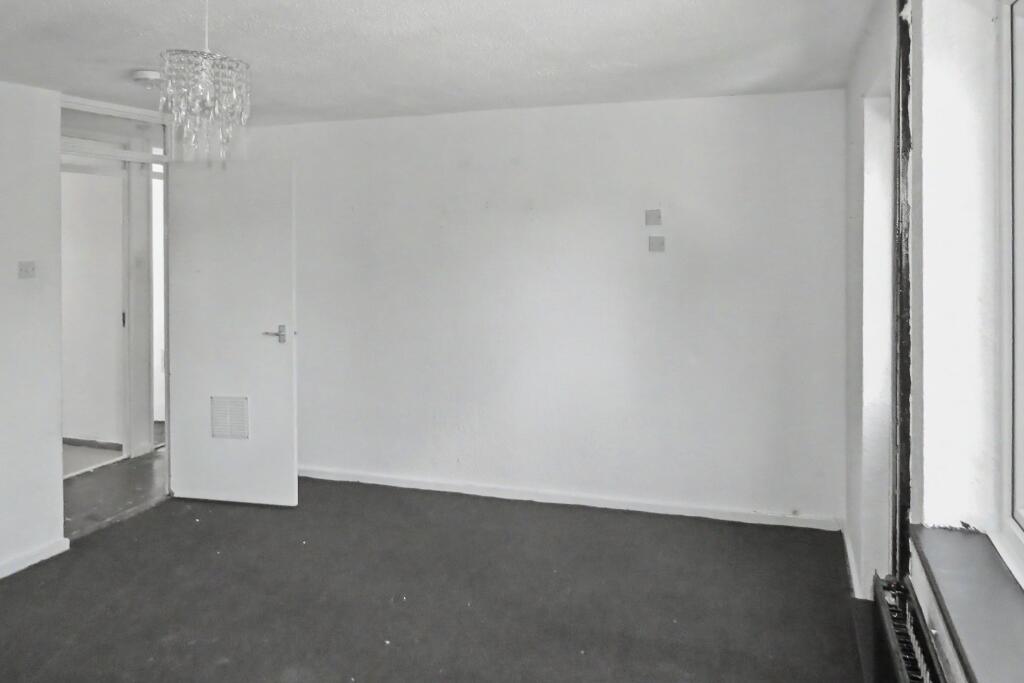 Apartment in Preston - More