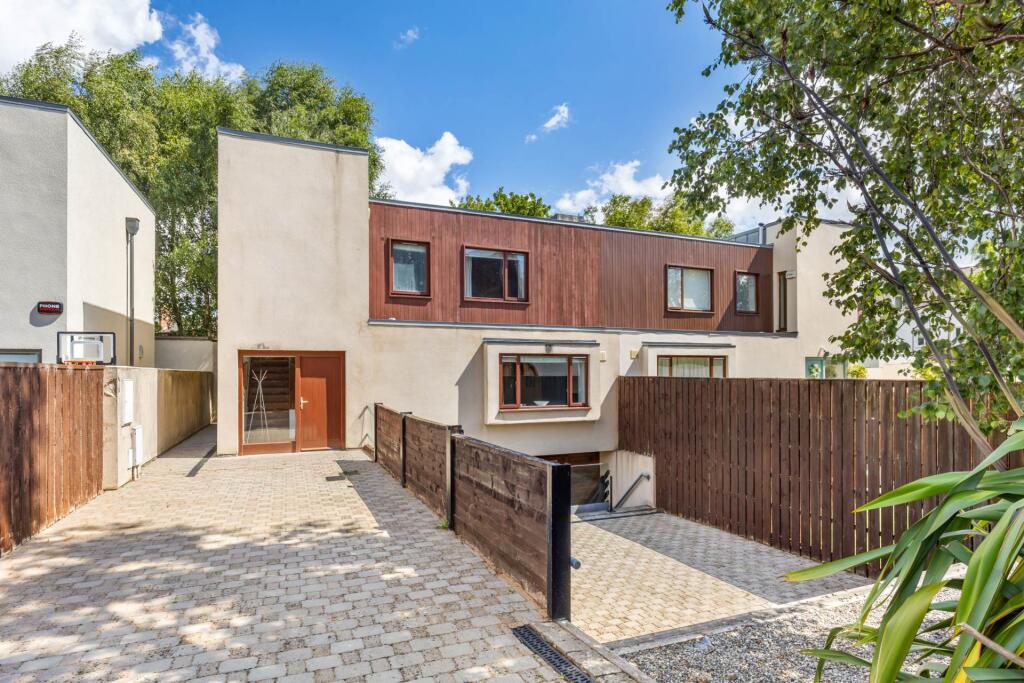 Main image of property: 18 Railway Cottages Dublin 4