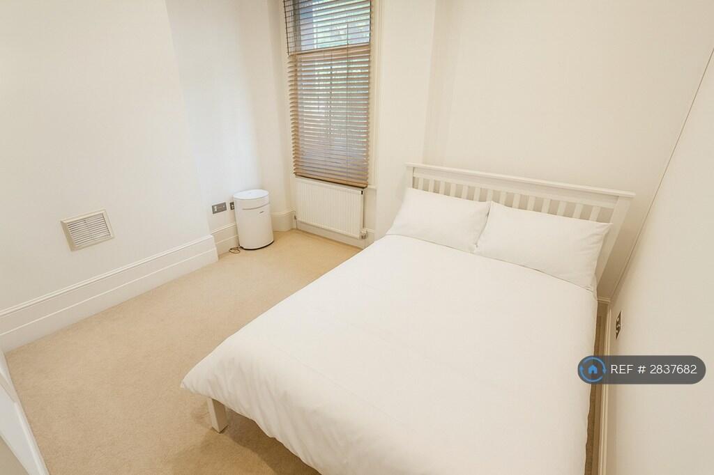 Main image of property: Upper Richmond Road, London, SW15