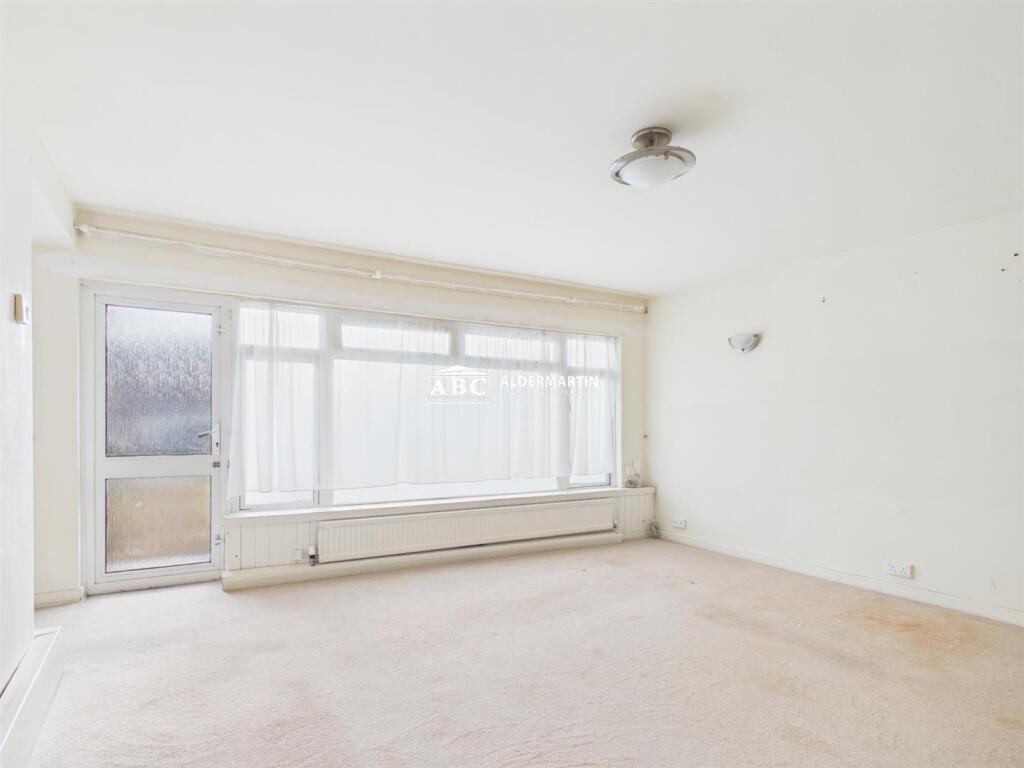 Apartment in Harrow