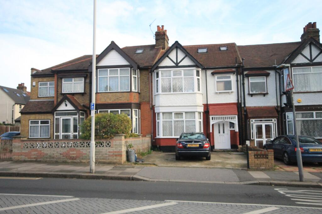 Main image of property: The Drive, Ilford, Essex, IG1