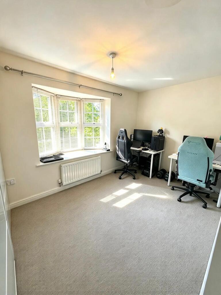 Apartment in Walsall - More