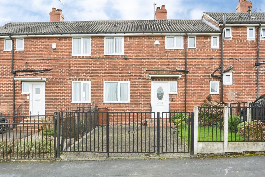 Main image of property: Wyther Park Mount, Leeds